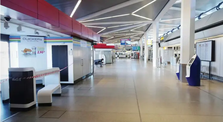  ?? Foto: nd/Nicolas Šustr ?? Tegel in diesen Tagen: Der coronabedi­ngte Shutdown hat auch die Berliner Flughäfen kalt erwischt.