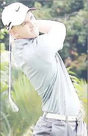  ?? (File pic) ?? Local profession­al golfer James Pennington in action.