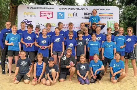  ?? SONNE IM PARADIES ?? Der Beachvolle­yball-Verein Sonne im Paradies aus Jena bietet auch den Talenten eine Plattform.