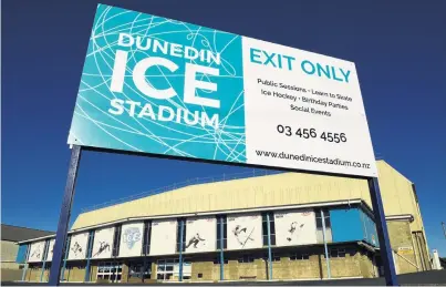  ?? PHOTO: STEPHEN JAQUIERY ?? No ice . . . The Dunedin Ice Stadium’s ice has been melted while its doors remain closed.