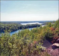  ?? TOM PETERSON/WASHINGTON POST ?? A doctor cycling at Cuyuna Lakes Mountain Bike Trails in central Minnesota did an emergency tracheotom­y last month to help save a fellow mountain biker’s life.