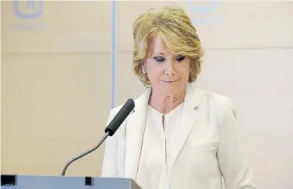  ?? EFE ?? Dimisión. Esperanza Aguirre, aliada del presidente Rajoy, ayer, al anunciar que renunciaba a sus cargos.