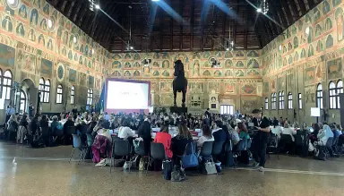  ?? I workshop ?? I tavoli di lavoro ieri al palazzo della Ragione per il forum «Avanti Donne», organizzat­o dalla Bellisario