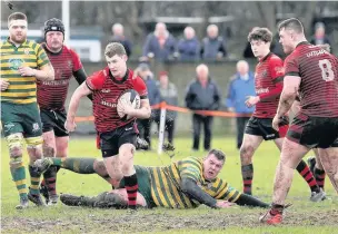  ?? Sharon McLean ?? Widnes’s man-of-the-match Andy Owens on his way to the try line in last Saturday’s victory over West Park.