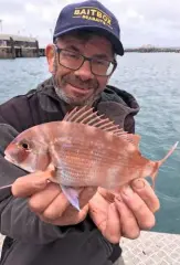  ??  ?? Kev with one of his two Couches bream