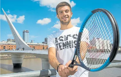  ?? ARGENTINA OPEN ?? Puerto Madero. Raqueta en mano, Borna Coric se deslumbró con la carne y con Boca.