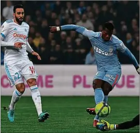  ??  ?? Après le but de Keita Baldé, Adil Rami a égalisé pour l’OM, dimanche soir.