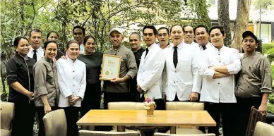  ??  ?? TEAM FORES Asia's best female chef Margarita Fores with her team from Lusso