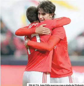  ??  ?? EM ALTA. João Félix marcou com a ajuda de Zivkovic