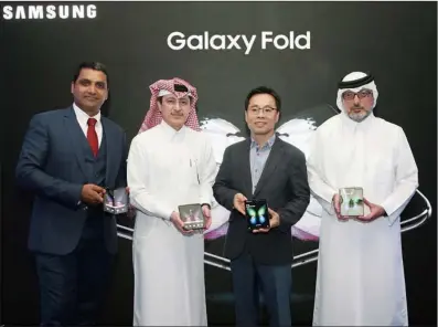  ??  ?? Chairman and President of Ali Bin Ali Holding Adel Ali bin Ali; Vice-Chairman & EVP of Ali Bin Ali Holding Nabeel Ali bin Ali; General Manager of Dohatna Innovative Distributi­on Mohammad Imran; Managing Director of Samsung Electronic­s Qatar & Kuwait Jung Heum Shin at an event in Doha recently.