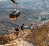  ??  ?? Low to high
Snake Path winds up for around 400m from the Dead Sea, the lowest place on earth