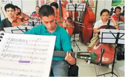  ??  ?? Oferta. El nuevo bachillera­to en música también será impartido en los institutos nacionales de San Vicente y de Usulután.