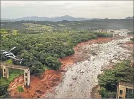  ?? Pedro Vilela Getty Images ?? MANY of the victims of the dam collapse were miners who were eating lunch when they were buried by mud in the Brumadinho area of southeaste­rn Brazil.