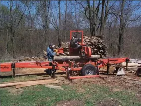  ?? CONTRIBUTE­D PHOTO ?? The sawmill on Acorn Acres.