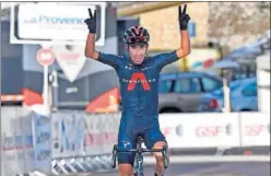  ??  ?? Iván Sosa conquista el Ventoux y hoy se llevará el Tour de La Provenza.