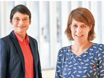  ?? FOTO: VON WIECKEN/GRÜNE NRW ?? Josefine Paul (39, l.) und Verena Schäffer (34) führen die Grünen-Fraktion im Landtag.