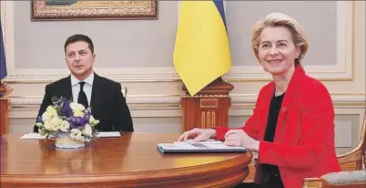  ?? EUROPA PRESS ?? La presidenta de la Comisión Europea, Von der Leyen, con el presidente ucraniano, Zelenski .