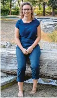  ?? Foto: Jonas Voss ?? Seraphia Gruber ist 26 Jahre alt und seit fünf Jahren Mitglied bei den Grünen. Nun kandidiert sie für den Bezirkstag, der neu gewählt wird.