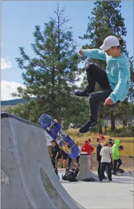  ?? BARB AGUIAR/Special to The Daily Courier ?? A skateboard­er rides at the West Kelowna skateboard park during Skate for Jaxsn, held in honour of Jaxsn Cahill, 15, who drowned in Okanagan Lake in August 2019.