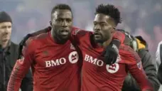  ?? NICK TURCHIARO/USA TODAY SPORTS ?? Toronto FC forwards Tosaint Ricketts, right, and Jozy Altidore — and the rest of the team — are taking the club’s "all for one" slogan to heart.