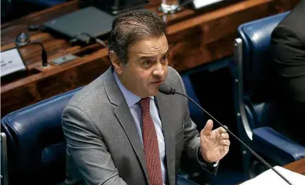  ?? Alan Marques - 27.ago.2016/Folhapress ?? O senador Aécio Neves (PSDB-MG), citado em delações de executivos da Odebrecht; tucano nega acerto de pagamento