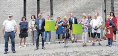  ?? FOTOS: STEFANIE KEPPELER ?? Das Team von „Imbiss to go“der katholisch­en Kirchengem­einden Ravensburg Mitte.