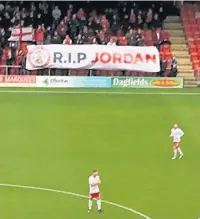  ??  ?? Accrington Stanley fans pay tribute during the match against Crewe Alexandra