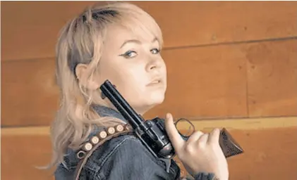  ?? ?? Hannah Reed. Responsabl­e de las armas en la filmación de “Rust”, donde murió una mujer de un disparo.