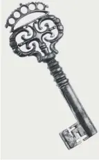  ??  ?? 0 Mary of Guise (top), who became Queen Regent of Scotland following the death of her husband, James V. A steel key and oak door recovered from her palace. PIC: Ccommons/nms