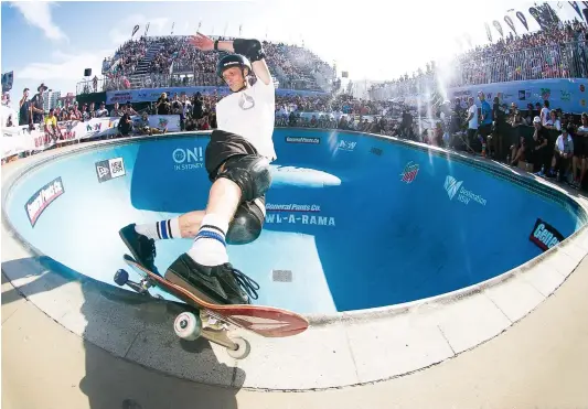  ?? PHOTO COURTOISIE ?? Le vétéran planchiste de 49 ans Tony Hawk sera à Montréal demain pour une démonstrat­ion de 45 minutes.