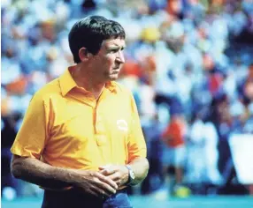  ?? RICKY ROGERS / THE TENNESSEAN ?? Tennessee coach Johnny Majors before the game against Alabama in 1985.