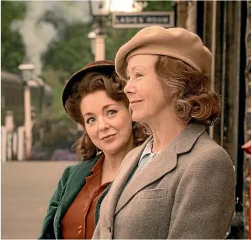  ?? ?? Sheridan Smith and Jenny Agutter team up for The Railway Children Return.