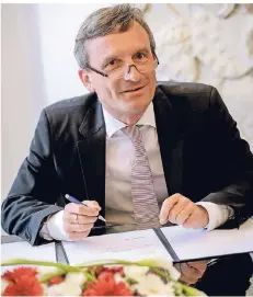  ?? RP-FOTO : ANDREAS ENDERMANN ?? Damals: Thomas Geisel im Mai 2014 im Jan-Wellem-Saal des Rathaus bei der Annahmeerk­lärung zu seiner Wahl.