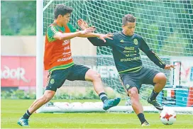  ??  ?? | Giovani dos Santos espera retomar su mejor forma con el Tri