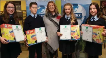  ?? Hanley Photo Joe ?? Ardfert NS pupils Ellie O’Connor, Ainle Foley, Dara McElligott and Rachel O’Connor with their prizes for second place at the KSTA Primary Science Quiz held in the IT South Campus on Thursday.