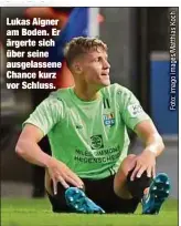  ??  ?? Lukas Aigner am Boden. Er ärgerte sich über seine ausgelasse­ne Chance kurz vor Schluss.