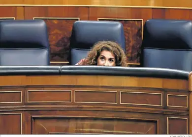  ?? KIKO HUESCA / EFE ?? La ministra de Hacienda, María Jesús Montero, este pasado jueves en el Congreso de los Diputados.