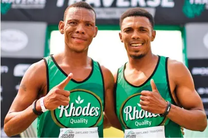  ?? Photos: Carli-Ann Smith ?? Etienne Plaatjies (left) and John April won the male teams’ category of the 2018 Rhodes Dryland Traverse on Sunday.