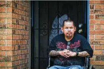  ?? Brett Coomer / Staff photograph­er ?? Pedro Muñiz, 47, who has diabetes and renal disease, is one of the few federal prisoners who received a compassion­ate release.