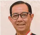  ??  ?? Dzulkifli Abdul Razak