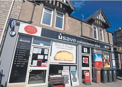  ?? Picture: Phil Hannah. ?? The Post Office in Scone, which closed suddenly earlier this year, has now been put up for sale.