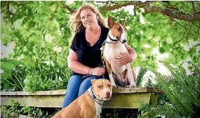  ?? MATTHEW CATTIN/STUFF ?? Samantha Kingston is a dog trainer from Orewa.