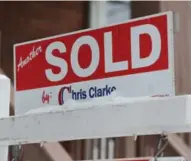  ?? STEVE RUSSELL/TORONTO STAR FILE PHOTO ?? The housing market may cause young profession­als to leave the area, a Toronto Region Board of Trade report says.