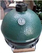  ??  ?? Big Green Egg – ein Männertrau­m