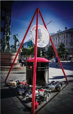  ??  ?? Över hundra låsbara insamlings­kärl ska vara i cirkulatio­n i slutet av december.