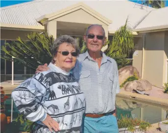  ?? Picture: JOHN ANDERSEN ?? Ann and Ray Clark are hoping they will be able to sell their beachfront home at Port Hinchinbro­ok soon so they can move into the next stage of their retirement.