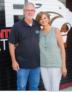  ?? MARK BUFFALO/THREE RIVERS EDITION ?? Retired Cabot High School track coach Leon White and his wife, Beth, will have been married 40 years in September. They met as students at Harding University in Searcy.