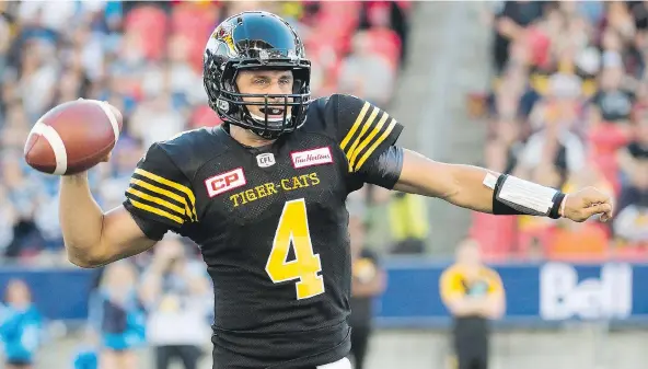  ?? NATHAN DENETTE/ THE CANADIAN PRESS ?? Quarterbac­k Zach Collaros was the “best player in the league” before getting injured in 2015, said Roughrider­s head coach and GM Chris Jones.