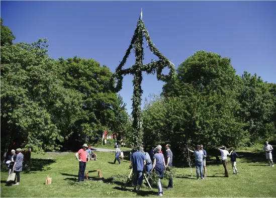  ?? Bild: Pontus Lundahl/tt ?? En varm och solig midsommar väntas på västkusten.