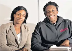  ??  ?? Pioneers: Maggie Alphonsi with Maro Itoje (above), Itoje (right) and for England (below)